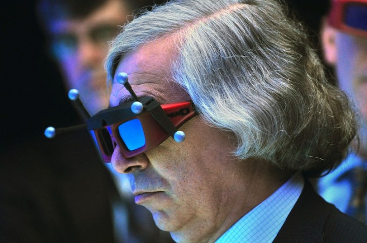 moniz-glasses-ornlflickr